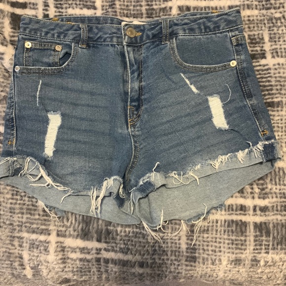 Jeans shorts - Picture 1 of 3